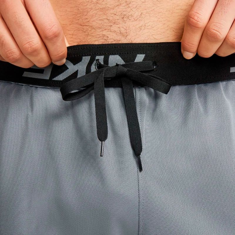 SHORT-TRAINING-HOMBRE-NIKE-DRI−FIT-TOTALITY