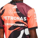 REMERA-TRAINING-HOMBRE-ADIDAS-REPLICA-PILOTA-MCDS-−-PETRONAS-F1