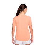 REMERA-TRAINING-MUJER-NIKE-ONE-CLASSIC