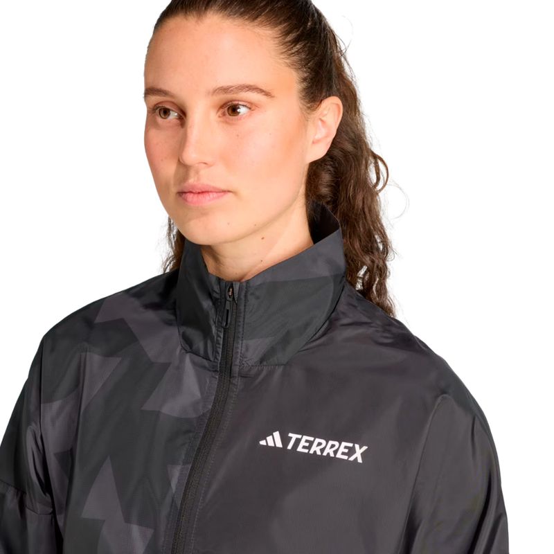 CAMPERA-TRAINING-MUJER-ADIDAS-TERREX-MULTI