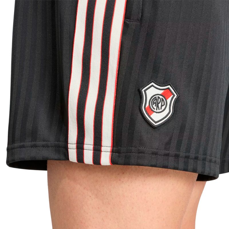 SHORT-URBANO-HOMBRE-ADIDAS-RIVER-PLATE-ICONS-TERRACE
